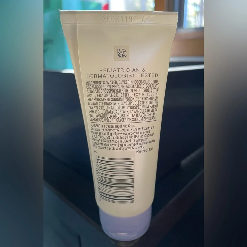 Baby Jergens Calming Head-to-Toe Liquid Wash